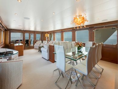 Luxury World Class Yacht with Five State Rooms and Crew