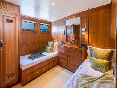 Luxury World Class Yacht with Five State Rooms and Crew