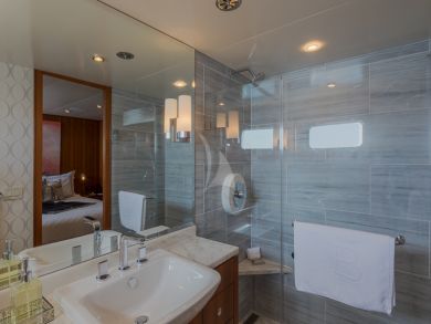 Luxury World Class Yacht with Five State Rooms and Crew