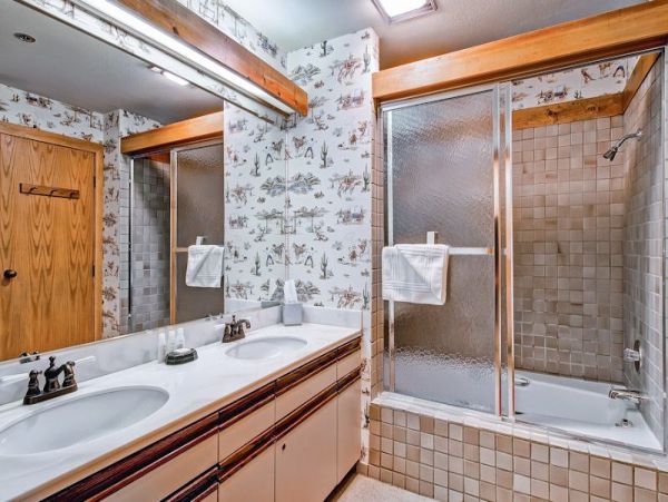 Beaver Creek Vacation Rental Home Two Bedrooms
