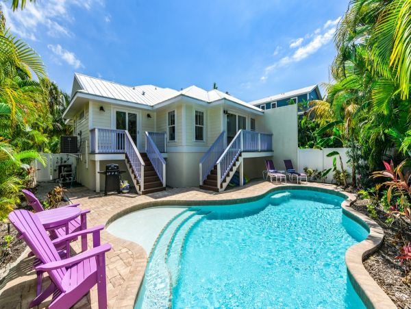 Holmes Beach Magnificent Vacation Pool Home One of The Best