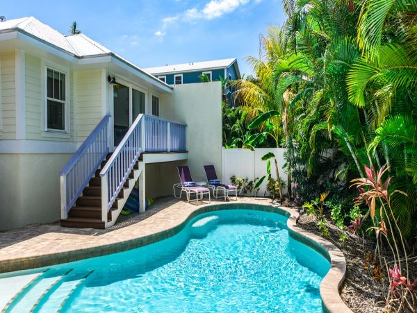 Holmes Beach Magnificent Vacation Pool Home One of The Best