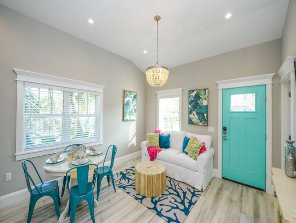 Holmes Beach One Bedroom Rental Short Walk to the Beach