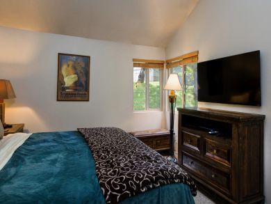 Three Bedrooms and Three Bathrooms a Rare Park City Find