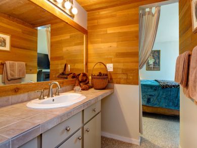 Three Bedrooms and Three Bathrooms a Rare Park City Find