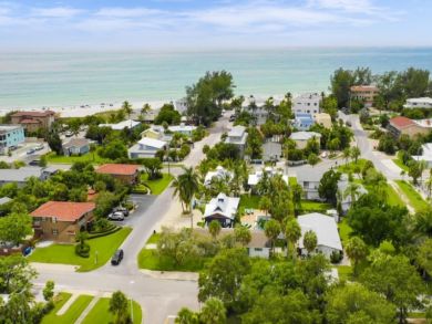 Holmes Beach Vacation Villa Sleeps Four Guests. Holmes Beach Vacation Villa Sleeps Four Guests.