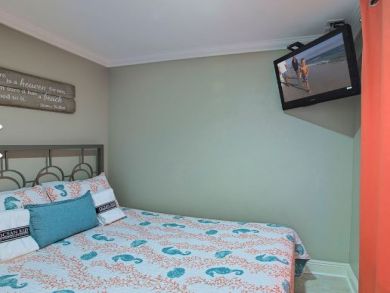 Destin Vacation Condo Sleeps Eight Guests