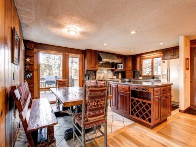 Breckenridge Vacation Home Sleeps Eleven Guests.