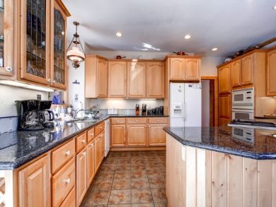 Breckenridge Vacation Home Sleeps Fifteen Guests.