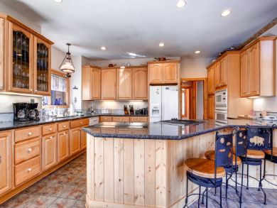 Breckenridge Vacation Home Sleeps Fifteen Guests.