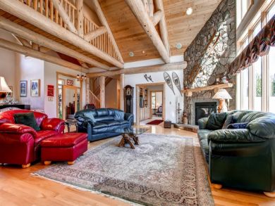 Breckenridge Vacation Home Sleeps Fifteen Guests.