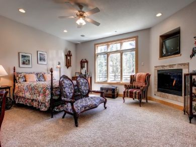 Breckenridge Vacation Home Sleeps Fifteen Guests.