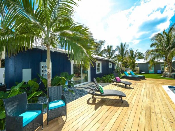 Lovely 2 Bedroom Pool Unit Sleeps 6 Guests