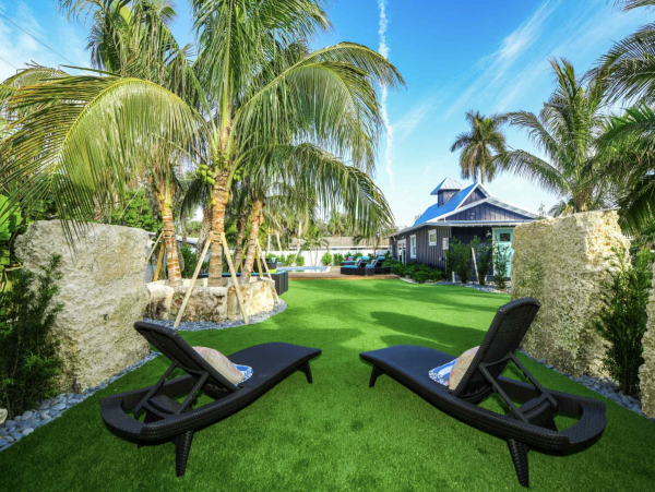 Lovely 2 Bedroom Pool Unit Sleeps 6 Guests