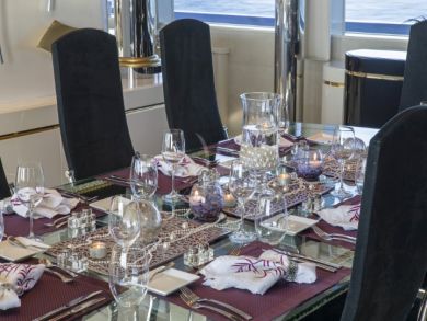 Elite Luxury Power Yacht with Five Staterooms and Full Crew