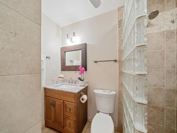 Lahaina Maui Vacation Rental Spacious 3-Bedroom Condo with Beach Access