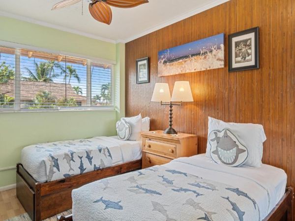 Lahaina Maui Vacation Rental Spacious 3-Bedroom Condo with Beach Access