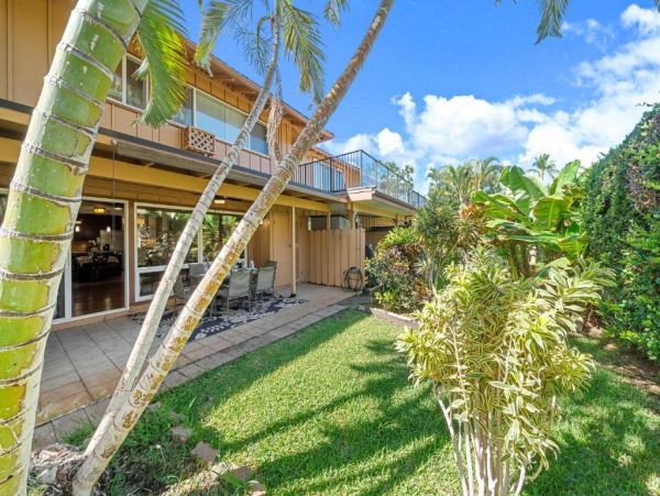 Lahaina Maui Vacation Rental Spacious 3-Bedroom Condo with Beach Access