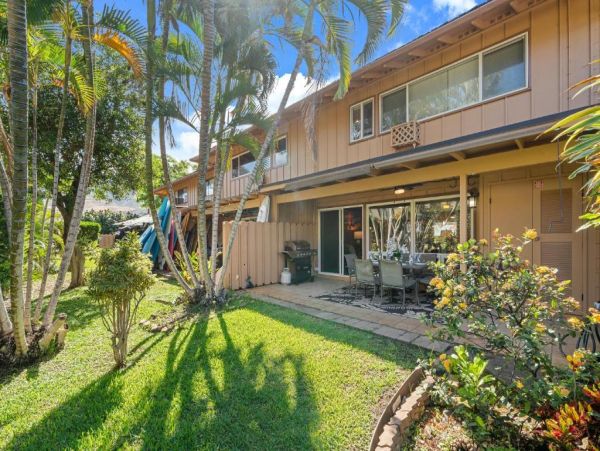 Lahaina Maui Vacation Rental Spacious 3-Bedroom Condo with Beach Access