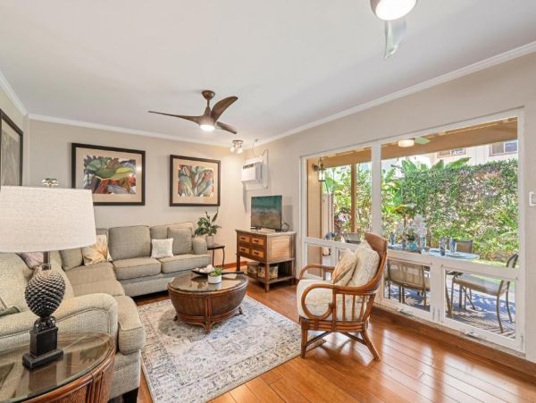 Lahaina Maui Vacation Rental Spacious 3-Bedroom Condo with Beach Access