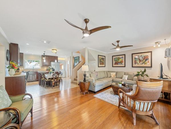Lahaina Maui Vacation Rental Spacious 3-Bedroom Condo with Beach Access