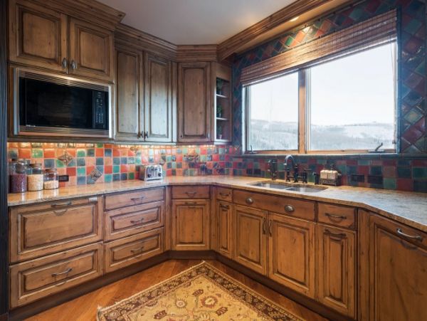 Luxurious Chateau Style Five Bedroom Ski Home in Park City Utah