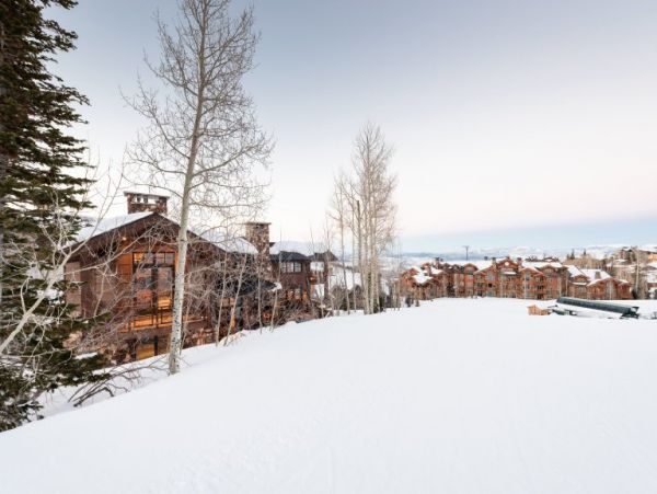 Luxurious Chateau Style Five Bedroom Ski Home in Park City Utah