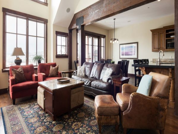 Exquisite Vacation Retreat with 4 Bedrooms & Private Spa