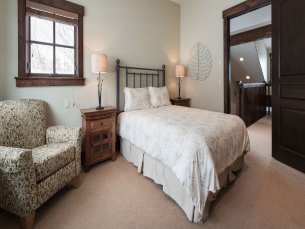 Exquisite Vacation Retreat with 4 Bedrooms & Private Spa