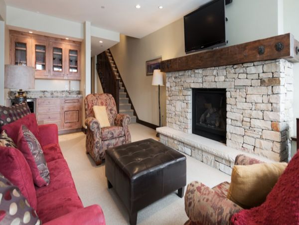 Exquisite Vacation Retreat with 4 Bedrooms & Private Spa
