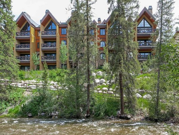 Luxury Vail Vacation Condo Sleeps Ten Guests Walk to Lifts