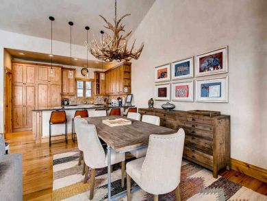 Beaver Creek Vacation Townhouse Sleeps Nine Guests.