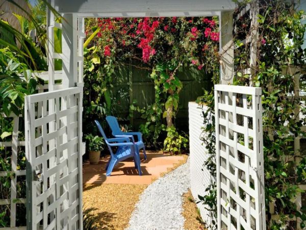 Key West Walk To Beach 5 Bedroom Plus Cottage Vacation Home