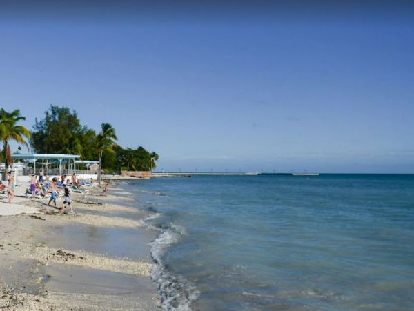 Key West Walk To Beach 5 Bedroom Plus Cottage Vacation Home