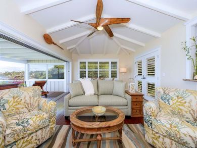 Lahaina Vacation Townhouse Sleeps Six Guests.