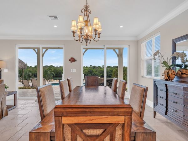 Canal Front 6 Bedroom Home in Marathon, Walk to Beach
