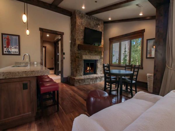Elite Ski in Ski out Park City Rental with 6 Bedrooms