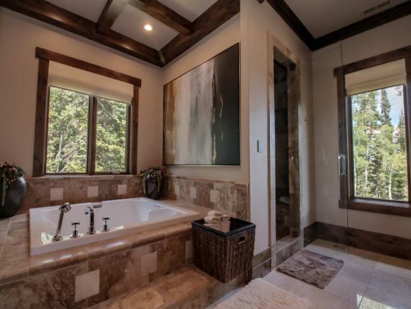 Elite Ski in Ski out Park City Rental with 6 Bedrooms