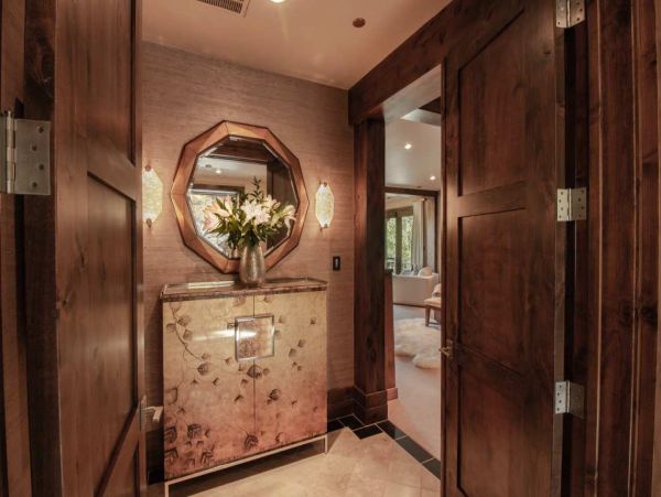 Elite Ski in Ski out Park City Rental with 6 Bedrooms