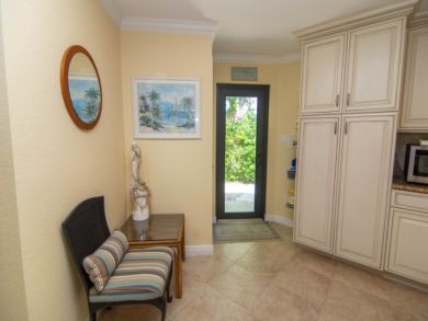 Sanibel Vacation Home Sleeps Six Guests.