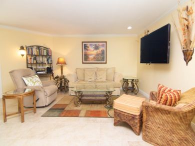Sanibel Vacation Home Sleeps Six Guests.