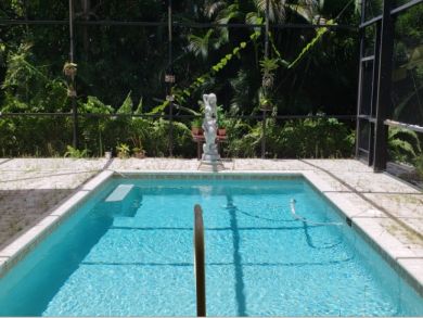 Sanibel Vacation Home Sleeps Six Guests.