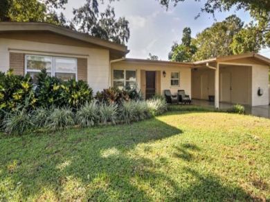 Sarasota 3 Bedroom Vacation Home with Caged Pool