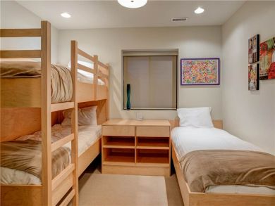 Excellent location in Deer Valley Excellent location in Deer Valley