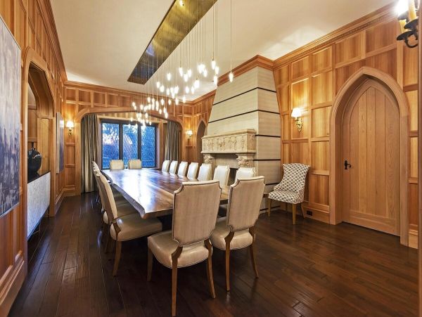 Luxury Mountain Retreat with Ski-In/Ski-Out Access in Park City