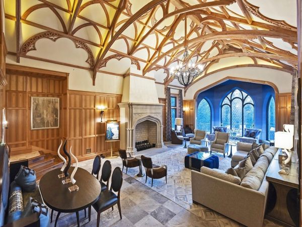 Luxury Mountain Retreat with Ski-In/Ski-Out Access in Park City
