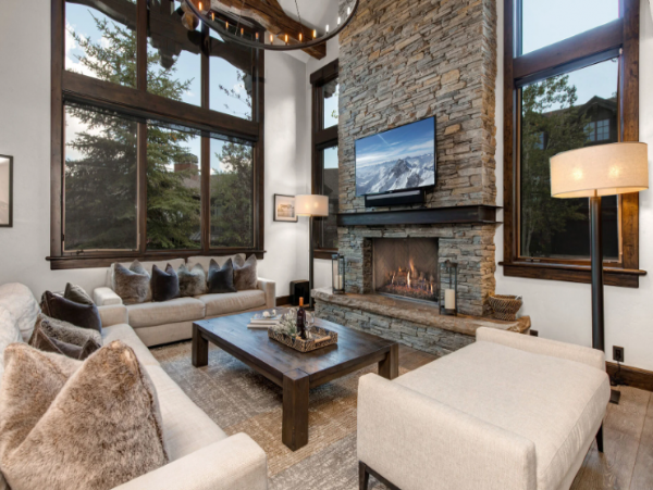 Experience Luxury Ski-In/Ski-Out Living in Deer Valley