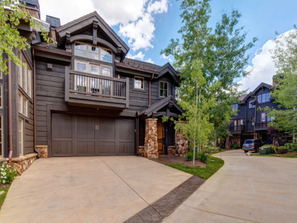 Experience Luxury Ski-In/Ski-Out Living in Deer Valley
