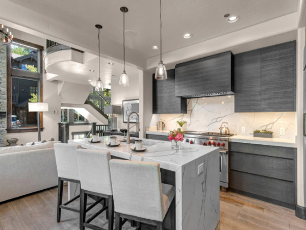 Experience Luxury Ski-In/Ski-Out Living in Deer Valley