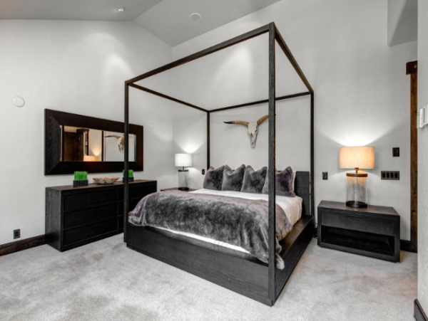 Experience Luxury Ski-In/Ski-Out Living in Deer Valley